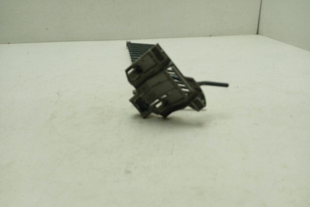 SRV53M00RU/06 ктп18 Гребенка для корзины для посудомоечной машины Bosch SRV53M00RU/06 б/у