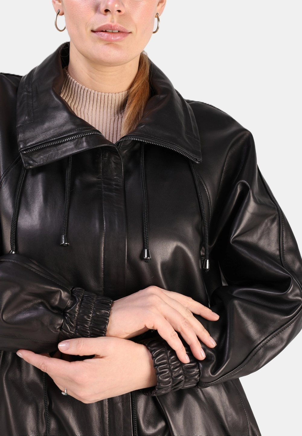 Кожаная куртка демисезонная