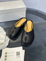 Женские балетки "таби" Maison Margiela черного цвета без задника