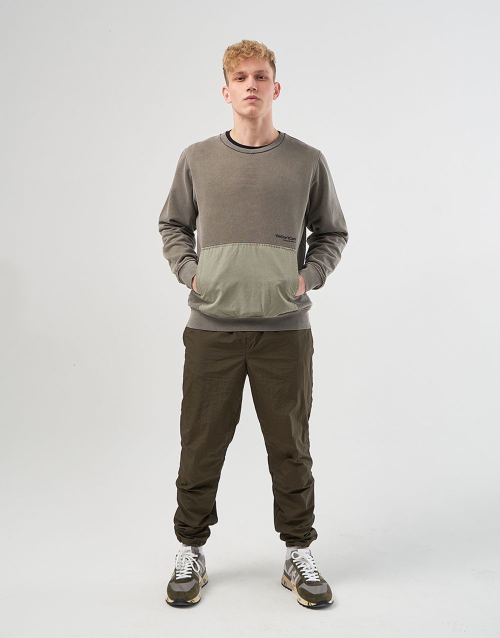 Толстовка We Don’t Care GD Sweatshirt Khaki