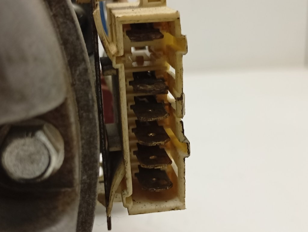 45У82 кт60 Двигатель для стиральной машины Атлант 10102212 б/у