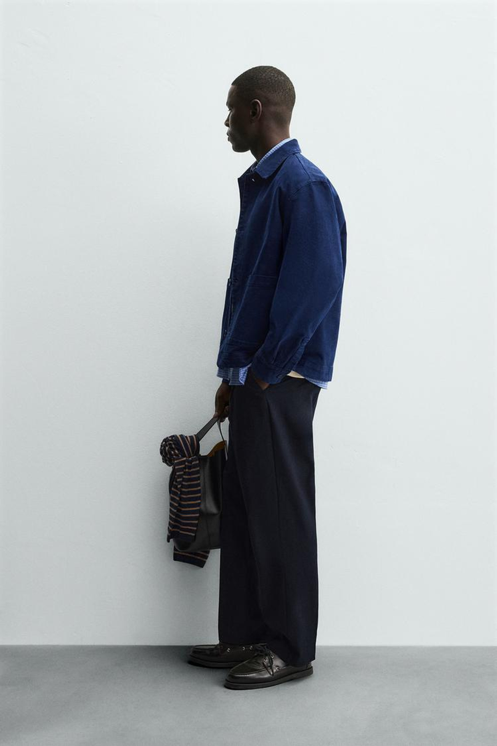 ZARA КУРТКА-РУБАШКА СТРУКТУРНОГО КРОЯ С КАРМАНАМИ, ЯРКО-СИНИЙ