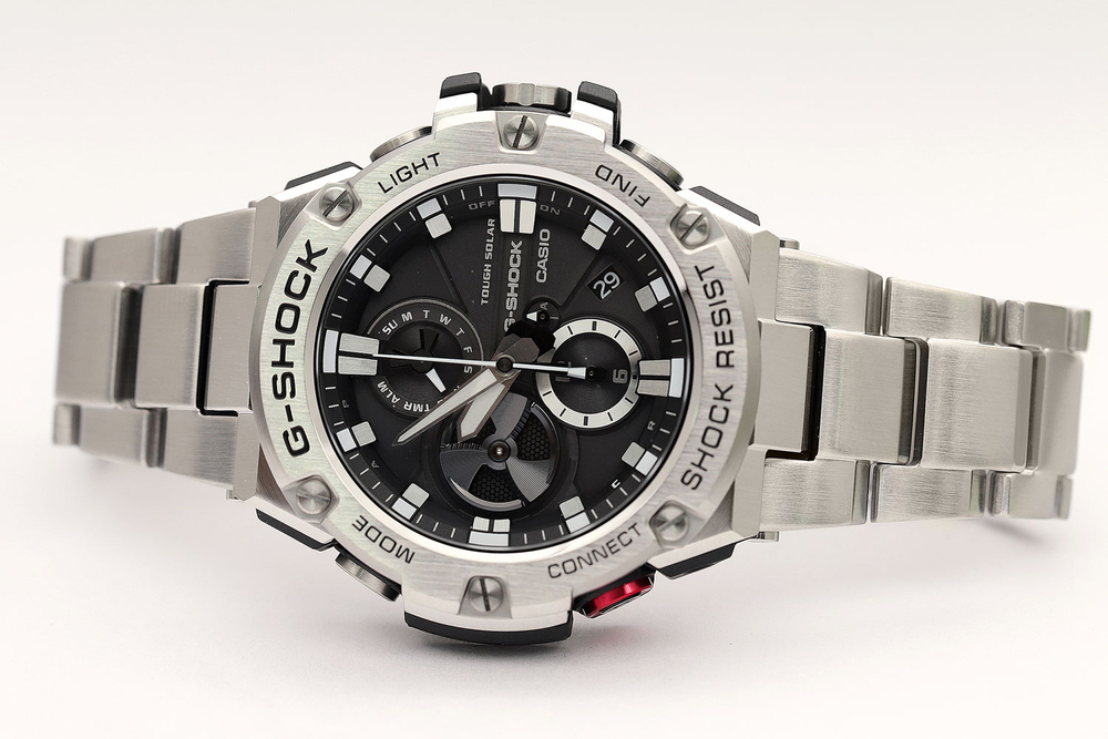 Часы Casio GST-B100D-1A