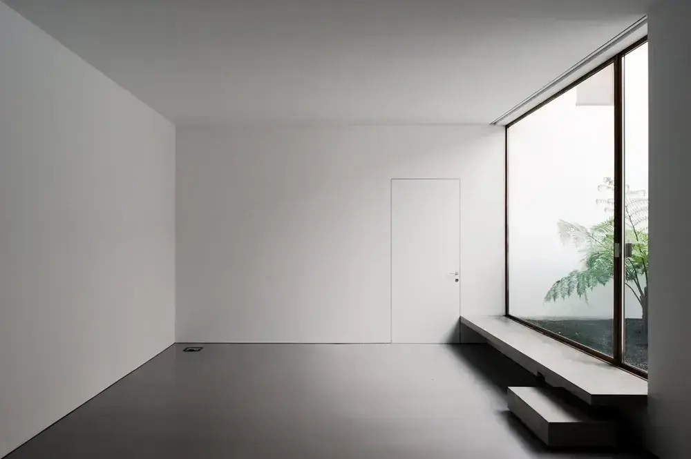 Краска моющаяся для стен и потолков белая PaintGuard - 2л/3кг