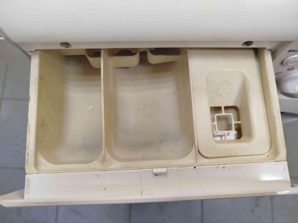 Стиральная машина Indesit IWUB 4085 3,5 кг б/у