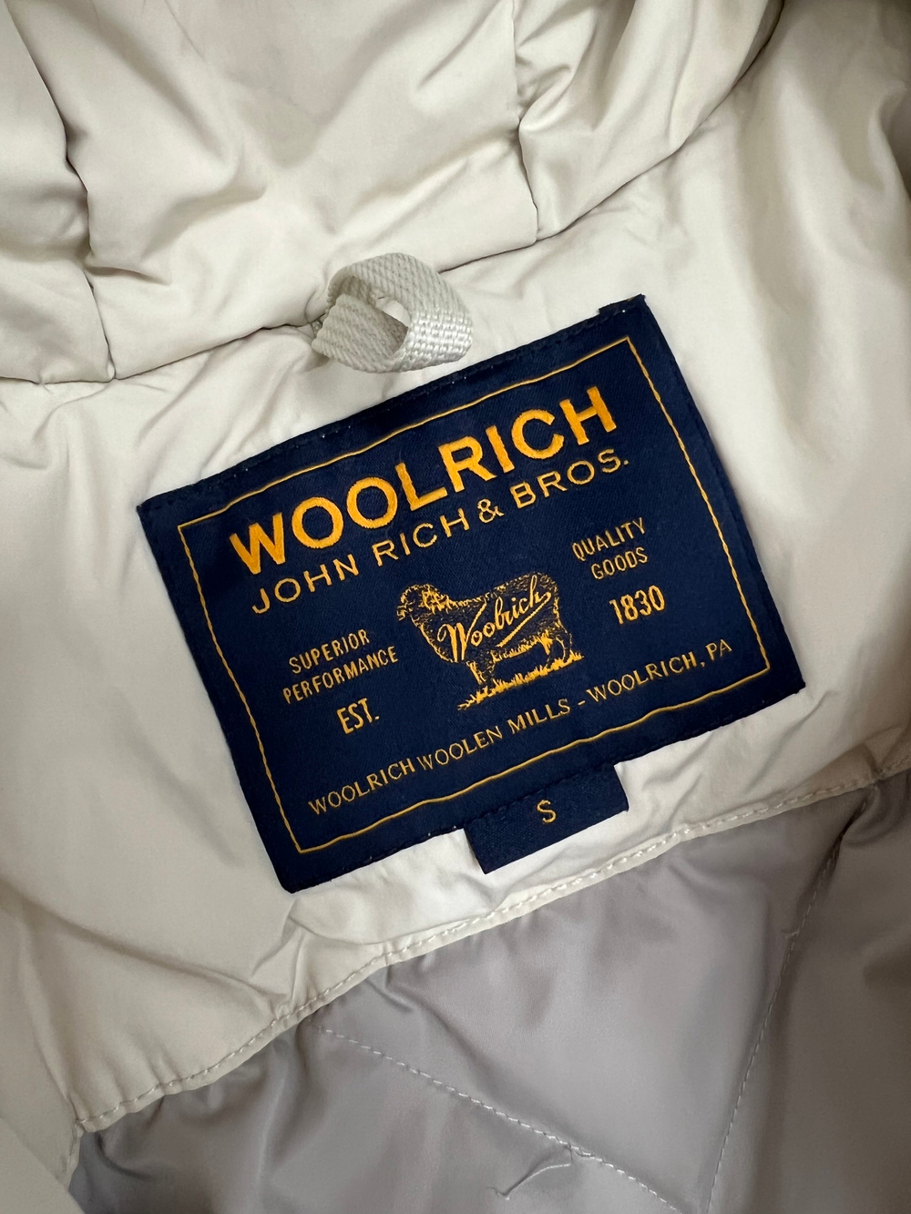 Пуховик Woolrich