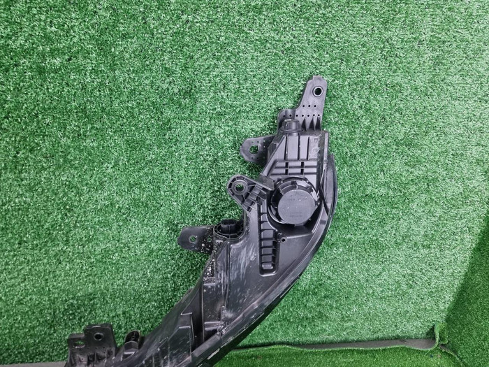 ДХО центральный Lixiang L6 (2024-н.в.) LED