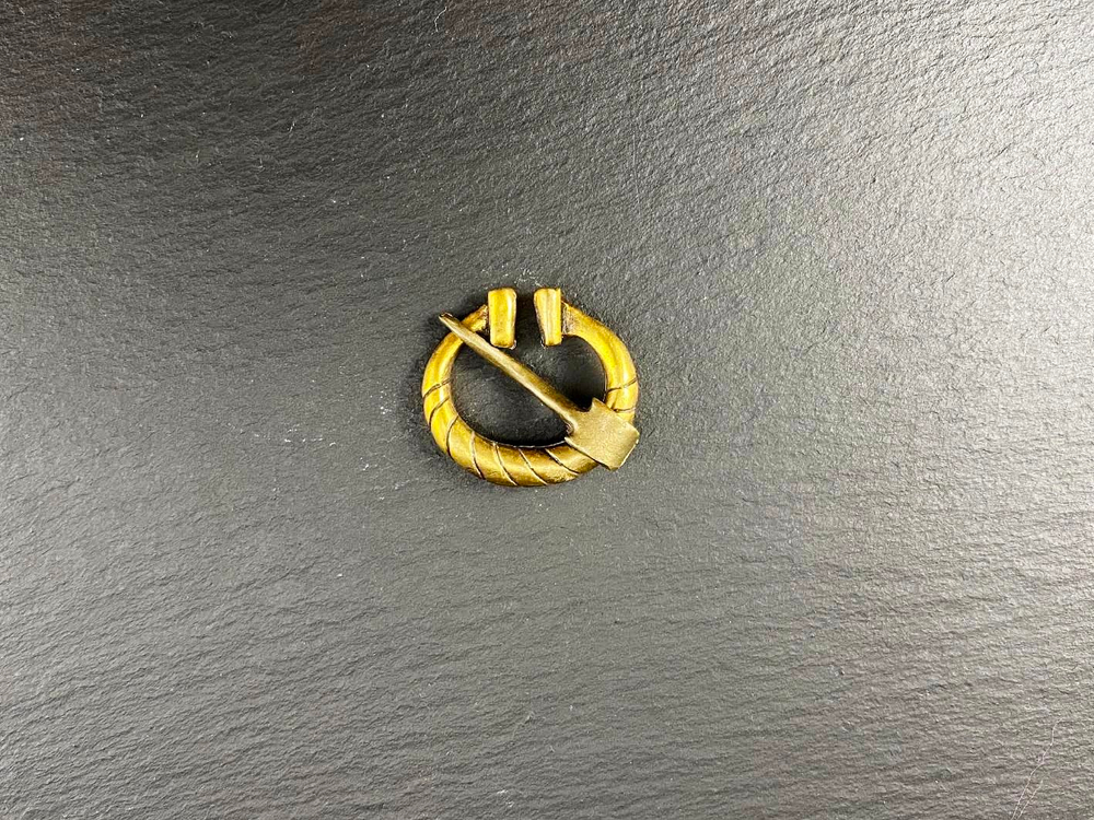 Фибула. Русь 12-13 в.