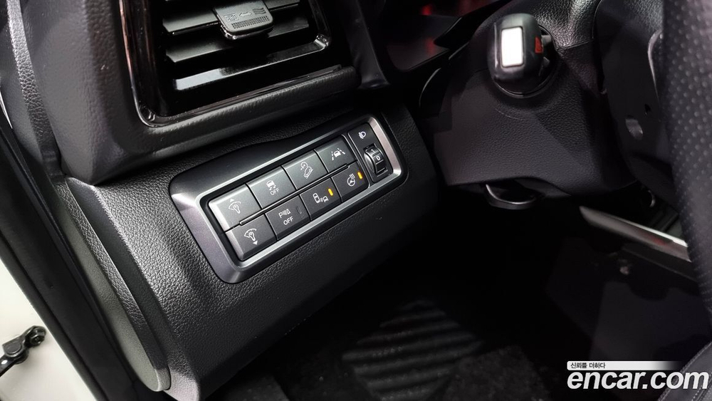 KG Mobility (Ssangyong) Tivoli Air 1.5 A3 2WD (12.2021)