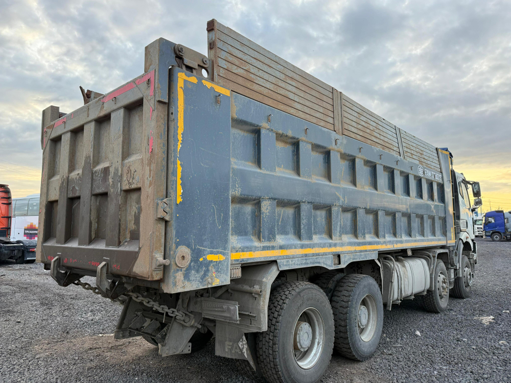 FAW J6 8x4 Самосвал СА3310Р66K24T4E5 (Дизельный, 11,1 л, 420 л.с., МТ)