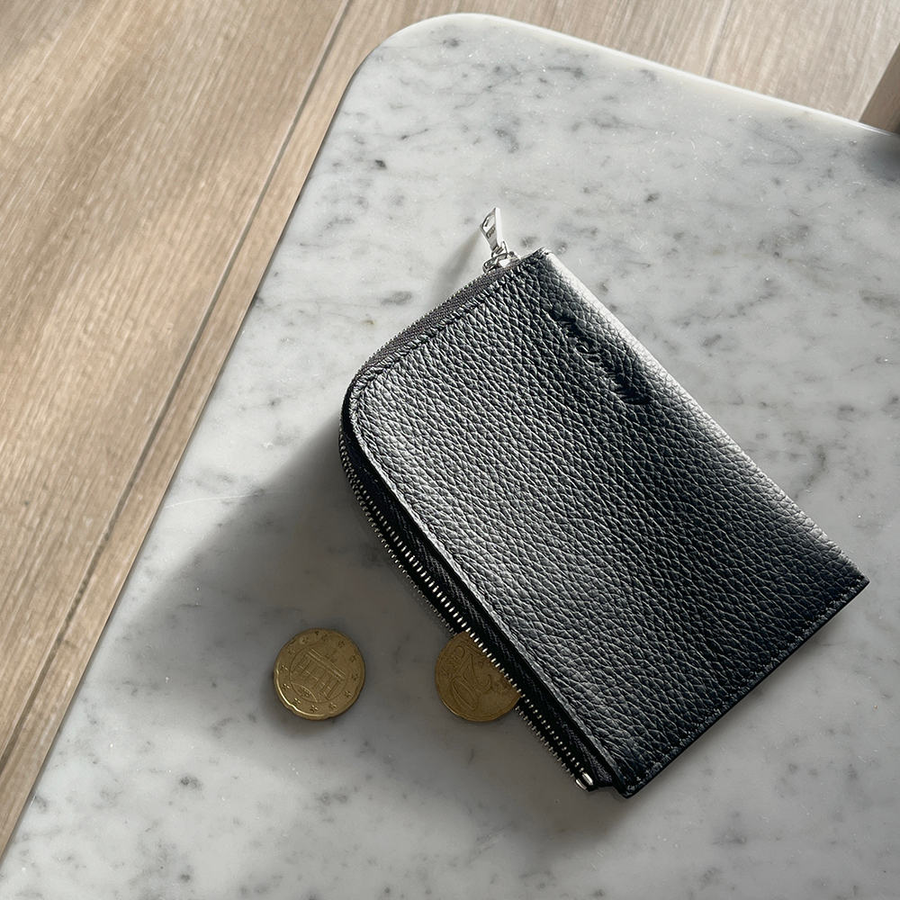 Кошелек кожаный, теленок черного цвета