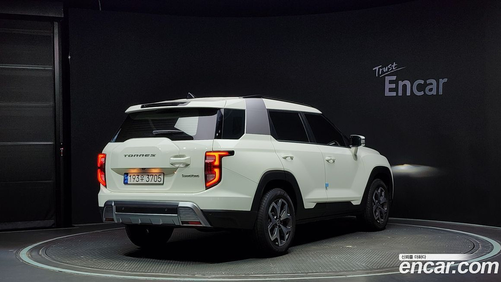 KG Mobility (Ssangyong) Torres Бензин 1.5 2WD (03.2023)