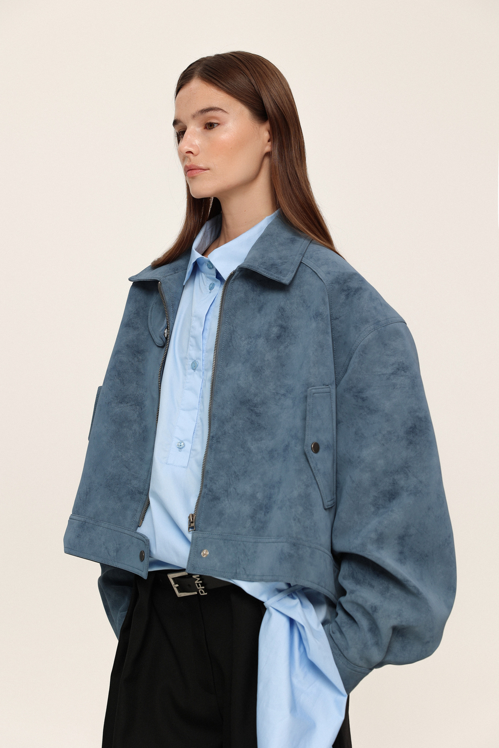 Бомбер из замши