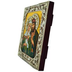 Писаная икона Св. Петра и Февронии Муромских с голубем в серебряной ризе с натуральным жемчугом.