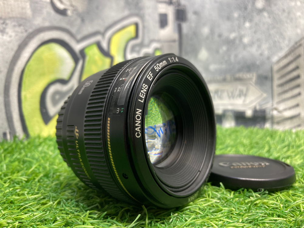 Canon EF 50mm 1.4 USM