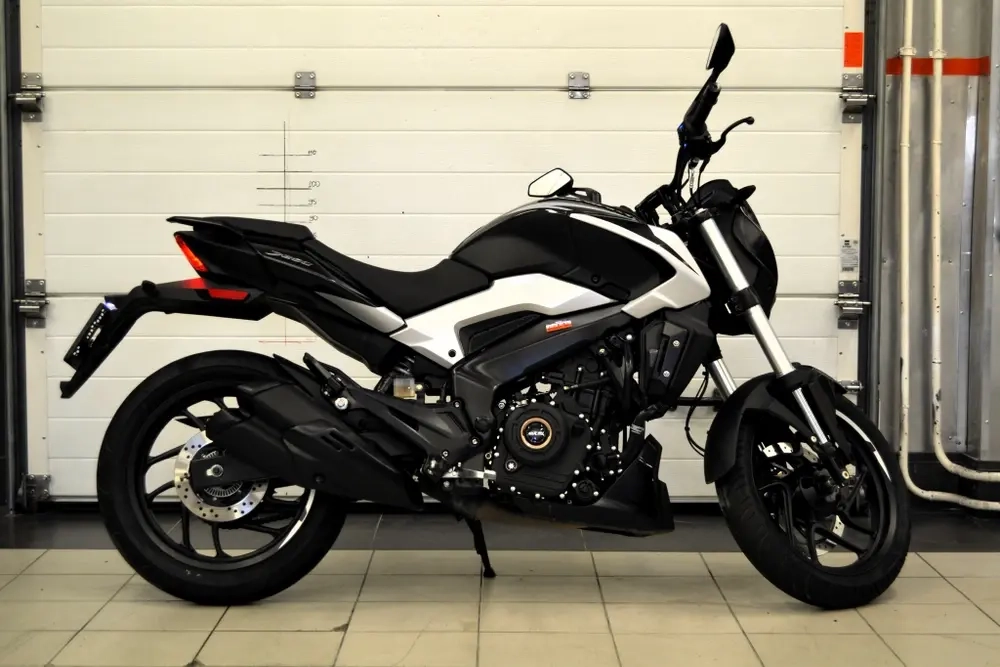 BAJAJ Dominar 250