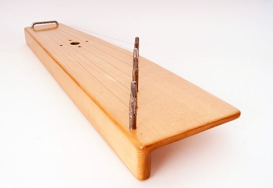 Гусли 7 струнные прямые Мир гуслей MG-S7OA