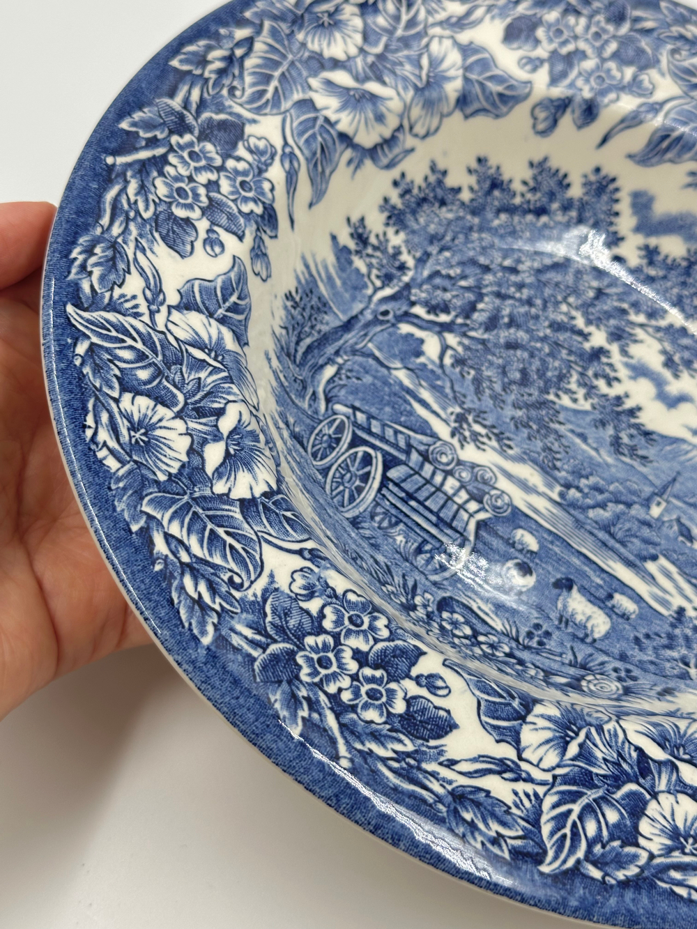 Тарелка глубокая English Ironstone