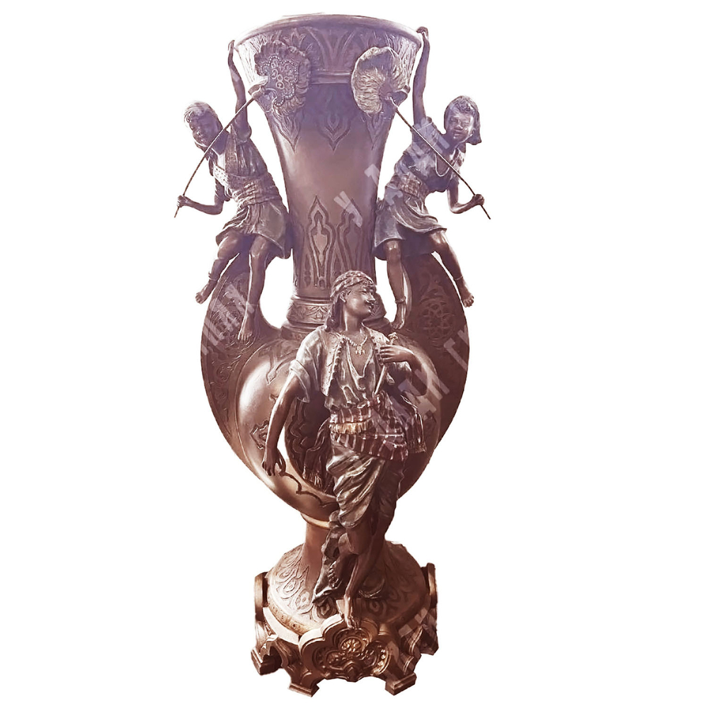 Готто Луи. Большая пара вазонов в восточном стиле с росписью. Франция. Начало XX в.