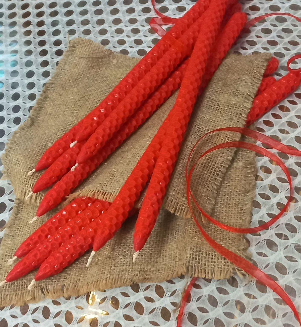 Свечи из натуральной вощины, красные, 10 штук