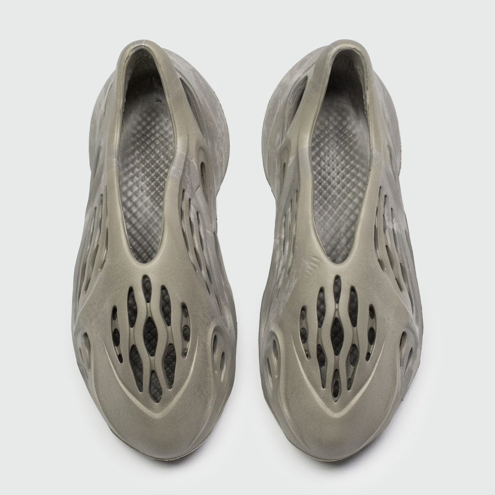 Кроссовки Yeezy Foam Wmns Stone Sage