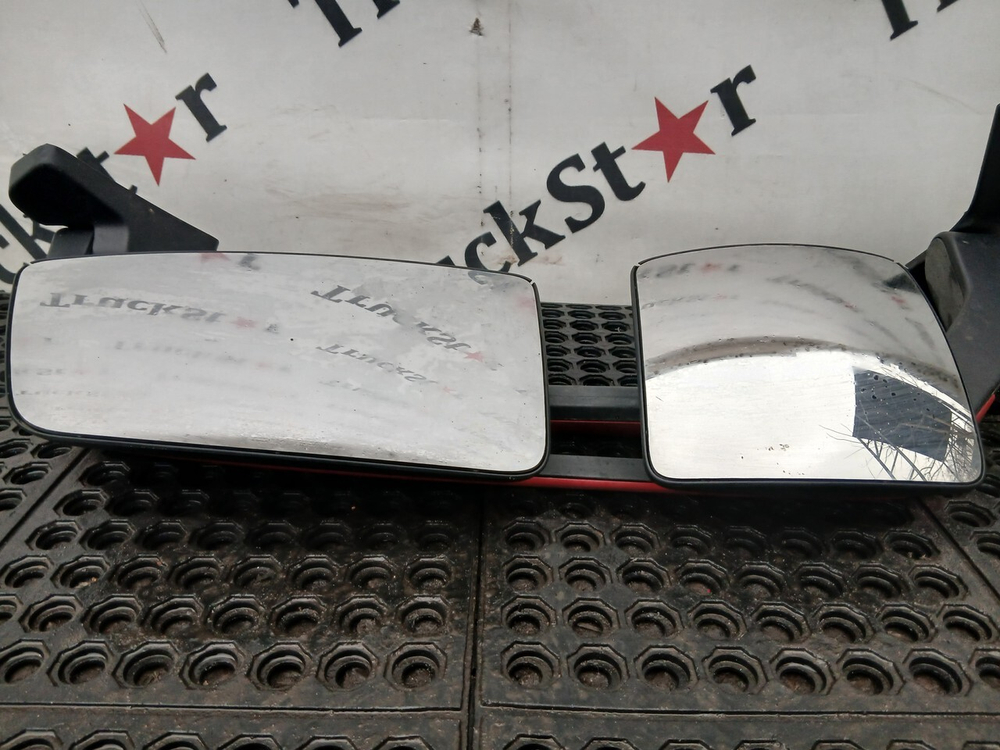 Зеркало заднего вида боковое левое 2017г.