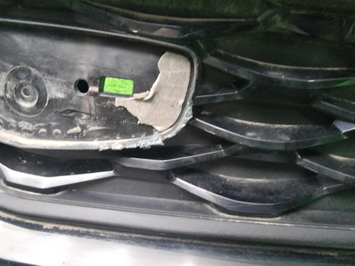 Решетка радиатора Geely Tugella (2022-2024)