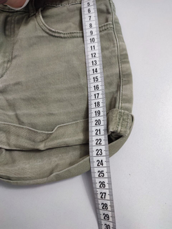 Шорты H&M светлые на 8-9 лет