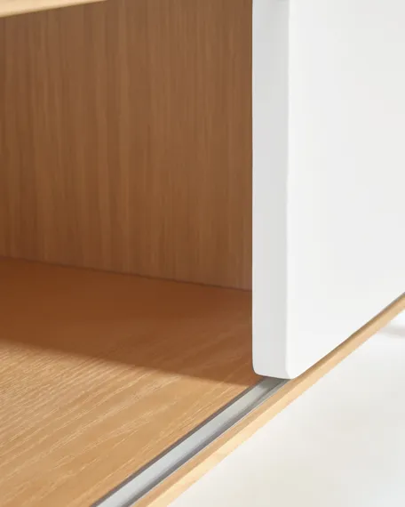 Тумба под ТВ Anielle из массива и шпона ясеня с двумя дверцами 180 x 39 см