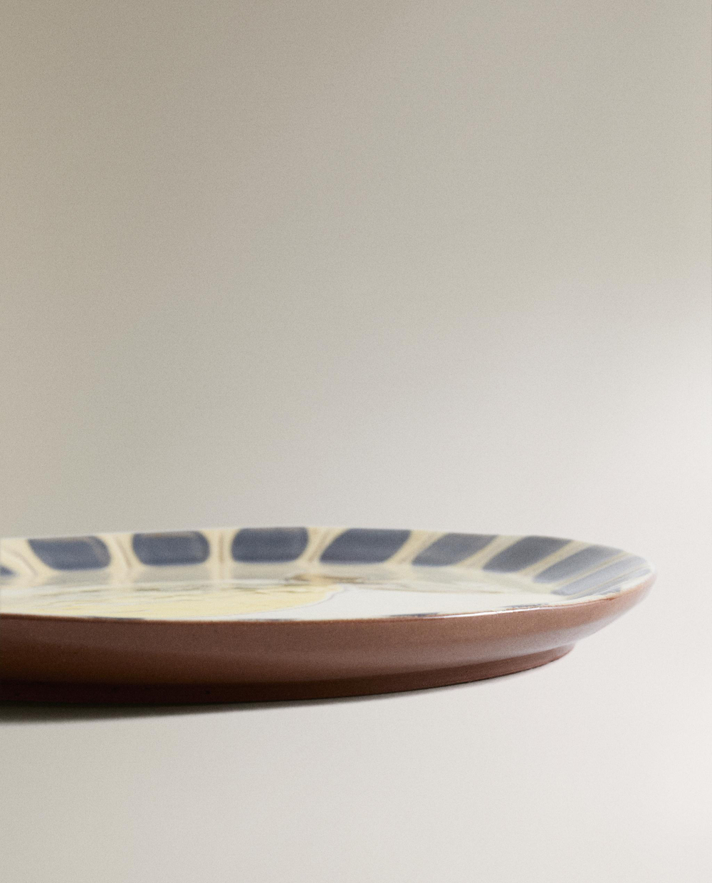 Zara Home тарелка десертная из фаянса, цвет зелёный, 21.5 см
