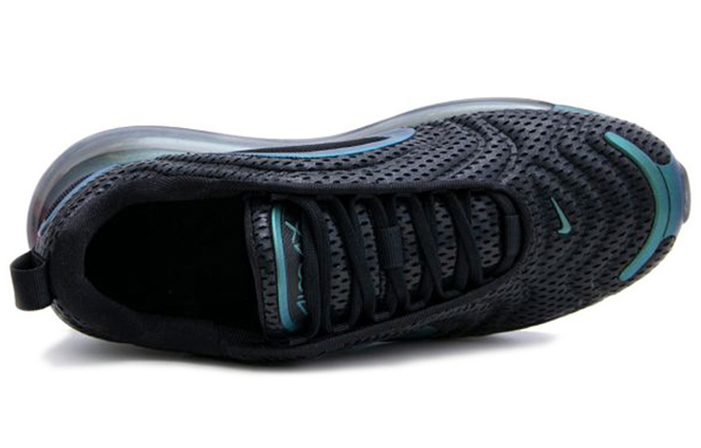 Nike throwback future 720 hot sale