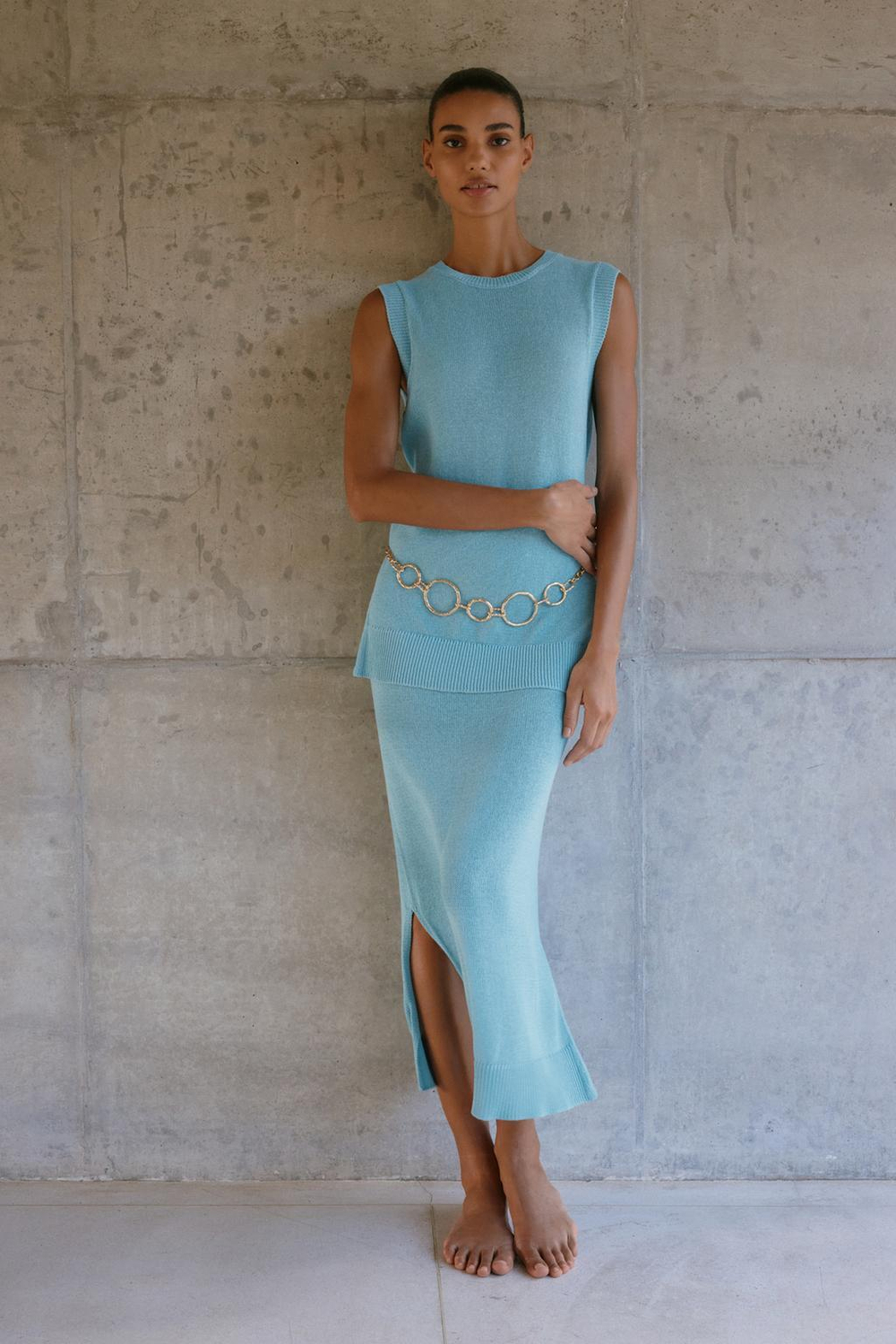 ZARA ДЛИННЫЙ ТРИКОТАЖНЫЙ ТОП С ПОЯСОМ, ГОЛУБОЙ