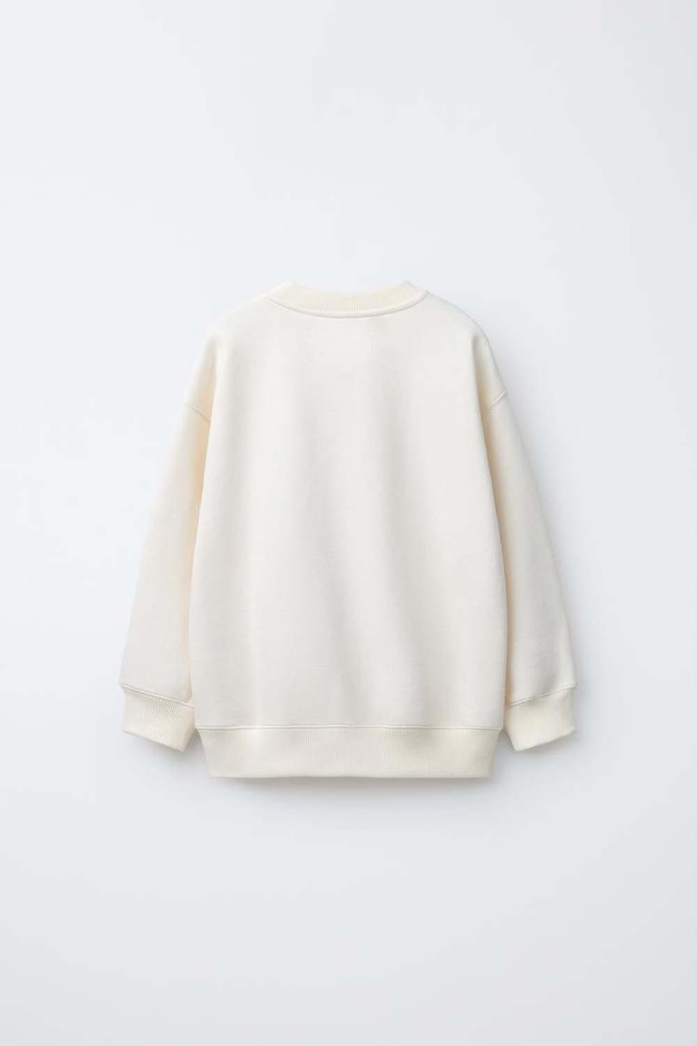 ZARA ТОЛСТОВКА С НАШИВКАМИ «ВИШНИ», ЭКРЮ