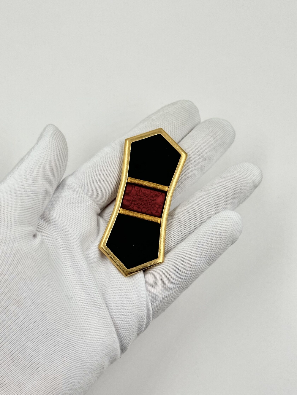 Брошь фигурная YSL