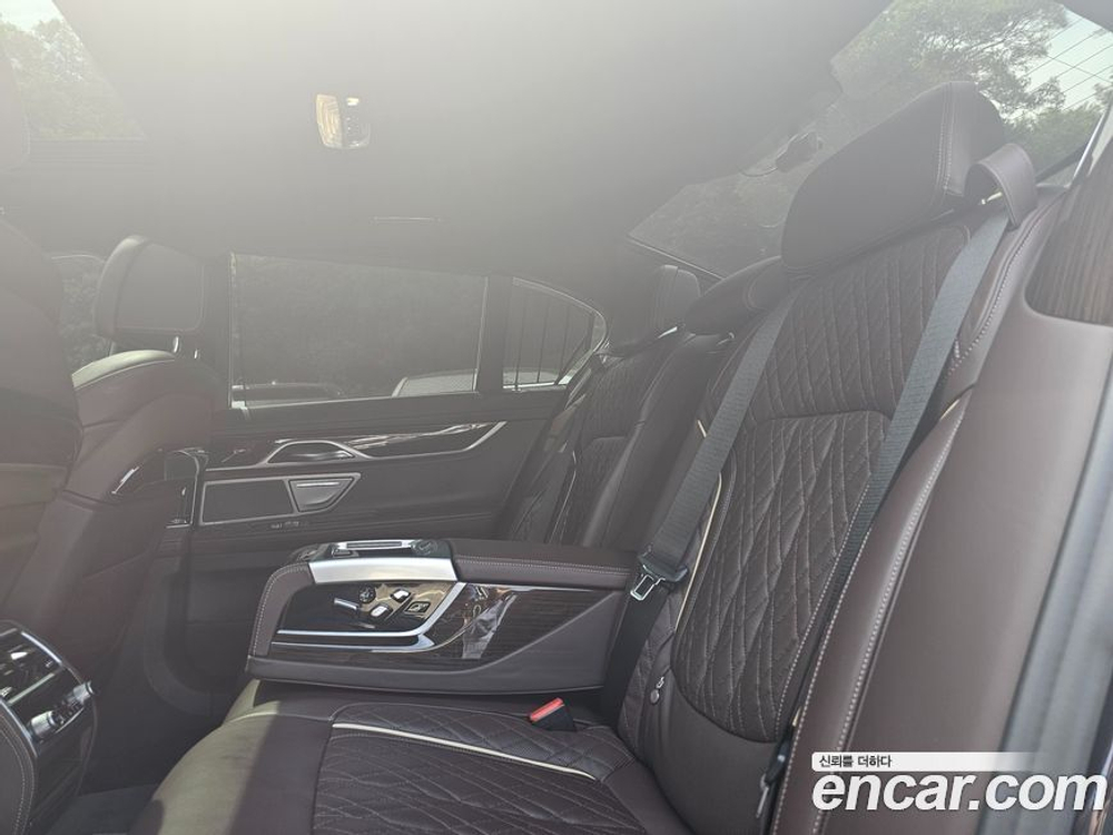 BMW 7 Series (G11) 740d xDrive Design Pure Excellence (03.2020)