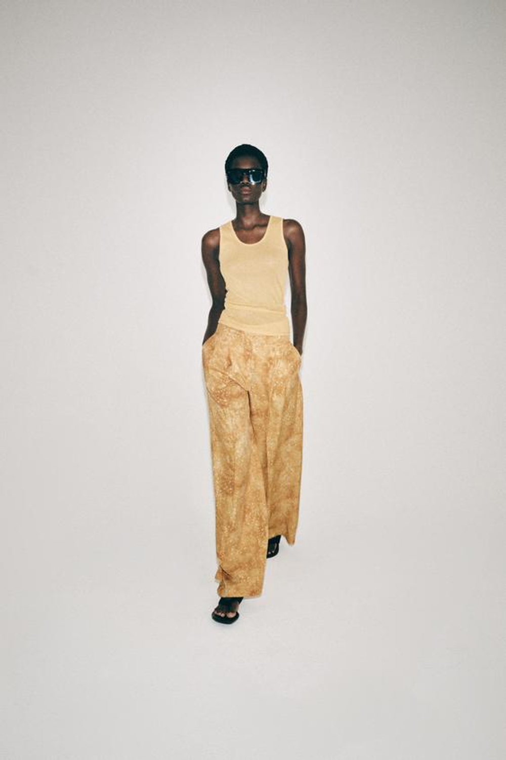 ZARA БРЮКИ С ПРИНТОМ — ZW COLLECTION, ОХРА