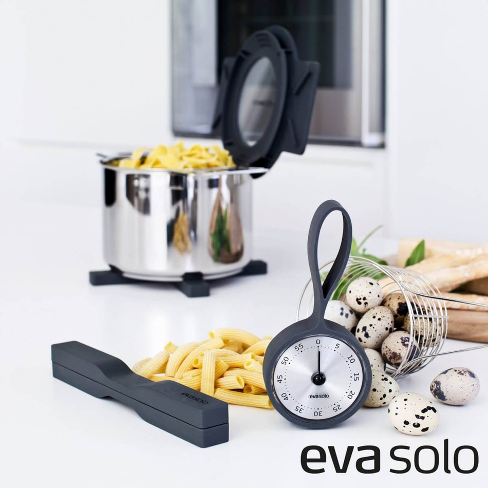 Подставка под горячее магнитная Magnetic trivet чёрная, Eva Solo