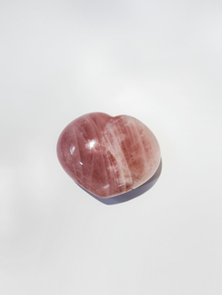 Сердечко из розового кварца крупное M