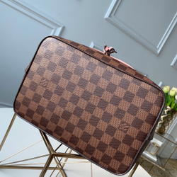 Louis Vuitton NeoNoe MM