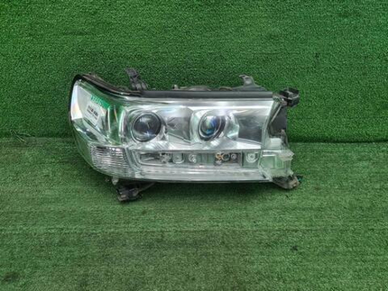 Фара правая Toyota Land Cruiser 200 (15-21) LED