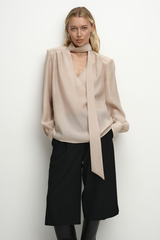 Блуза чайная