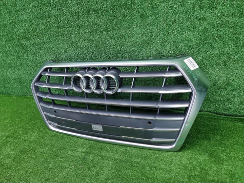 Решетка радиатора Audi Q5 2 80А (2017-2020)