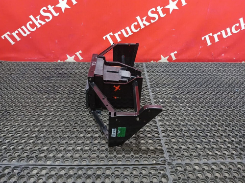 Кронштейн ступеньки спальника в сборе