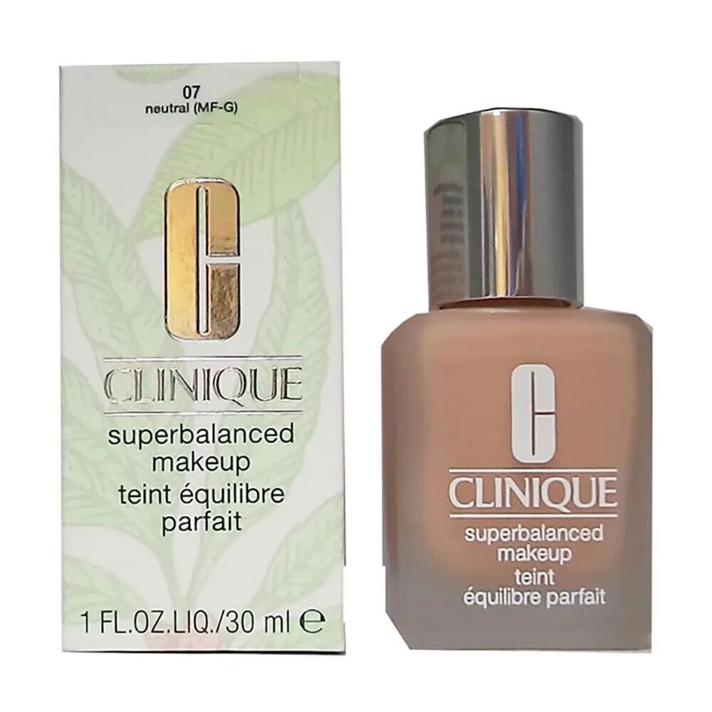 Косметика для макияжа лица CLINIQUE Superbalanced 07 Stay Nat Make-up base Бежевый