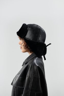 Меховая шапка