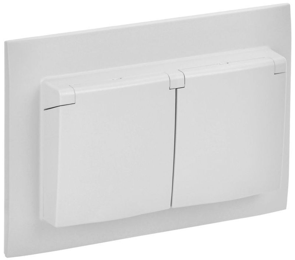 Розетка 2-м SKANDY 16А IP44 с крышкой в сборе SK-R12W арктич. бел. IEK SK-R26-16-44-K01-F Розетка 2-м SKANDY 16А IP44 с крышкой в сборе SK-R12W арктич. бел. IEK SK-R26-16-44-K01-F