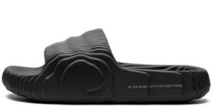 КРОССОВКИ YEEZY SLIDE/ADILETTE