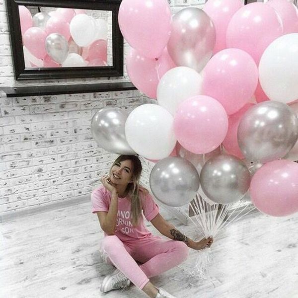 Облако шаров с гелием Девушке