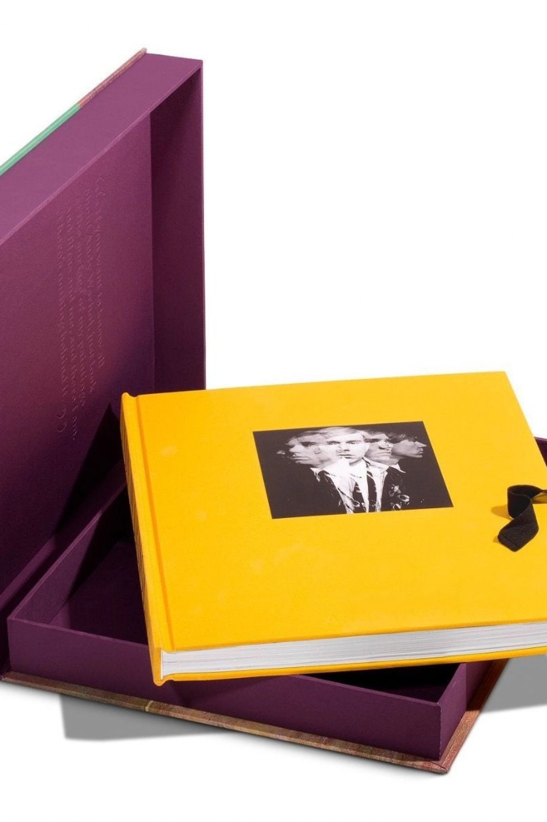 Книгa Assouline, The Impossible Collection of Warhol