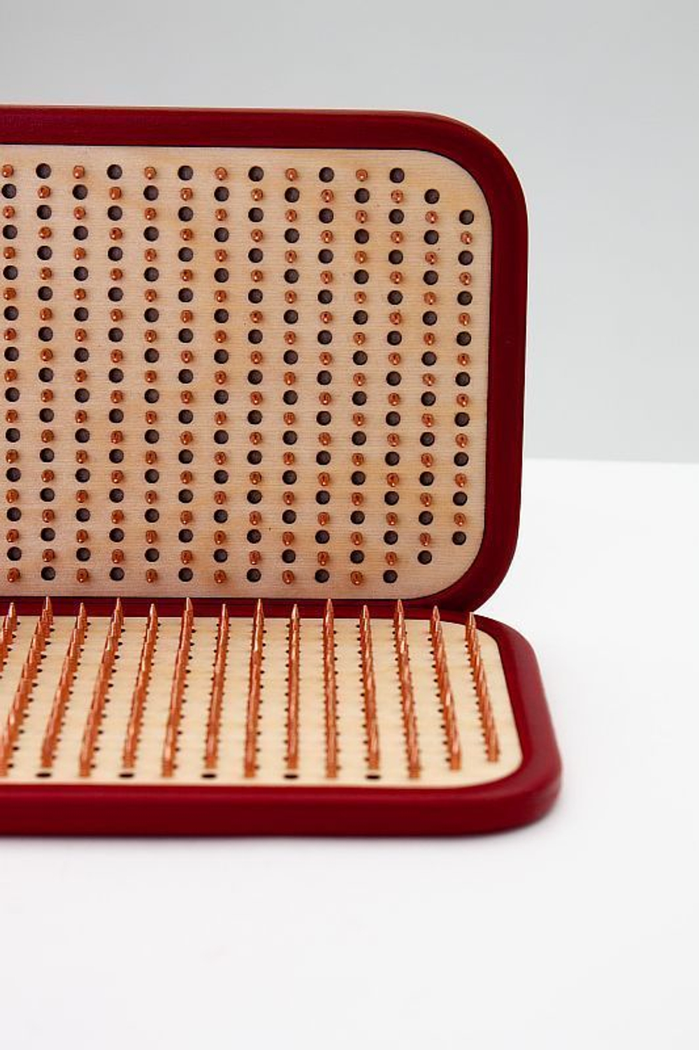 Доска садху Ом алюминиевые гвозди